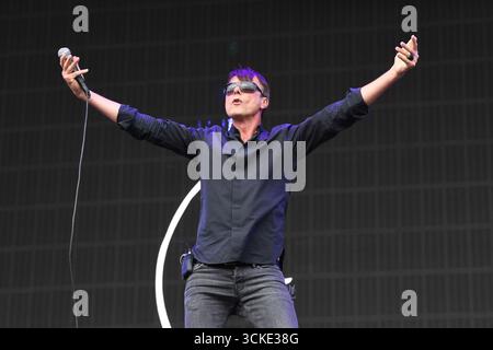 REGNO UNITO. 7 settembre 2025. CHELMSFORD, INGHILTERRA - 07 SETTEMBRE: Brett Anderson di "Suede" si esibisce alla BBC radio 2 nel parco, Hylands Park il 7 settembre 2025 a Chelmsford, Essex, Inghilterra.CAP/Mar © Mar/Capital Pictures Credit: Capital Pictures/Alamy Live News Foto Stock