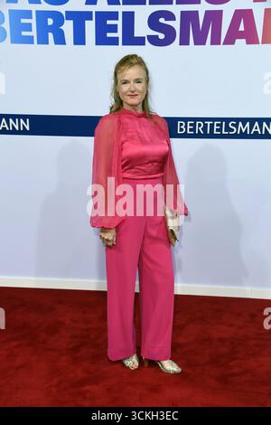 Nina Petri bei der BERTELSMANN Sommerparty a Berlino AM 11.09.2025 *** Nina Petri alla festa estiva BERTELSMANN a Berlino l'11 09 2025 Foto Stock