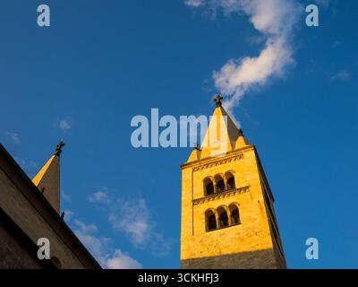 Torre, Basilica di San Giorgio, Castello di Praga, Praga, Cechia. Foto Stock