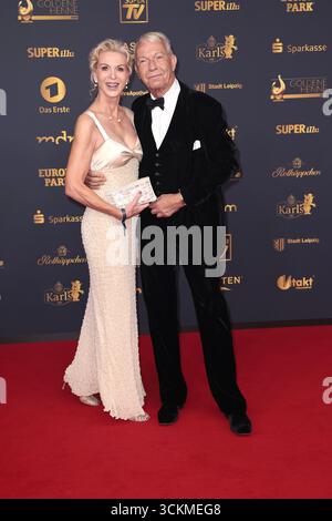 Grit Weiss und Jo Groebel bei der Verleihung 'Die Goldene Henne' am 12.09.2025 a Lipsia Foto Stock