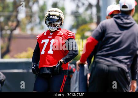 Santa Cruz, Stati Uniti. 12 settembre 2025. L'offensive tackle Trent Williams (71) dei San Francisco 49ers si è allenato al Levi's Stadium di Santa Clara, California, il 4 giugno 2025. (Foto di Shae Hammond/Bay area News Group/TNS/Sipa USA) credito: SIPA USA/Alamy Live News Foto Stock