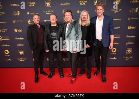 Goldene Henne 2025 Roter Teppich Roter Teppich Karat Goldene Henne 2025, 12.09.2025, Lipsia *** Goldene Henne 2025 Red Carpet Karat Goldene Henne 2025, 12 09 2025, Lipsia Copyright: XEventpressxFuhrx Foto Stock