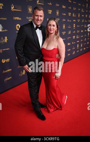 Goldene Henne 2025 Roter Teppich Roter Teppich Goldene Henne 2025, 12.09.2025, Lipsia *** Goldene Henne 2025 Red Carpet Goldene Henne 2025, 12 09 2025, Lipsia Copyright: XEventpressxFuhrx Foto Stock