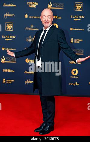 Der Graf von Unheilig bei der 31. Verleihung der Goldenen Henne 2025 a der Leipziger Messe. Lipsia, 12.09.2025 *** il Conte di Unheilig alla presentazione 31 del Golden Hen 2025 al Centro Fieristico di Lipsia, 12 09 2025 foto:XR.xStoffelsx/xFuturexImagex henne 5411 Foto Stock