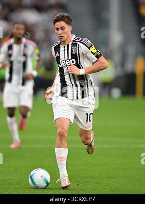 Kenan Yildiz della Juventus FC durante la partita di serie A tra Juventus FC e FC Internazionale all'Allianz Stadium il 13 settembre 2025 a Torino. (Foto di Chris ricco) Foto Stock