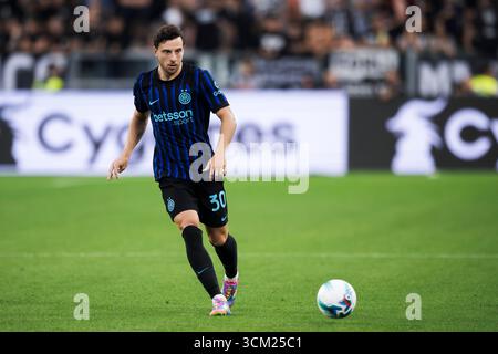 Carlos Augusto del FC Internazionale in azione durante la partita di serie A tra Juventus FC e FC Internazionale. Foto Stock