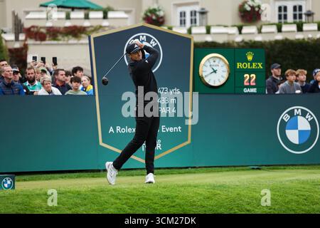 Wentworth Club, Londra, Regno Unito. 14 settembre 2025. Il BMW PGA Championship Final Round; Ludvig Aberg della Svezia parte alla prima buca Credit: Action Plus Sports/Alamy Live News Foto Stock