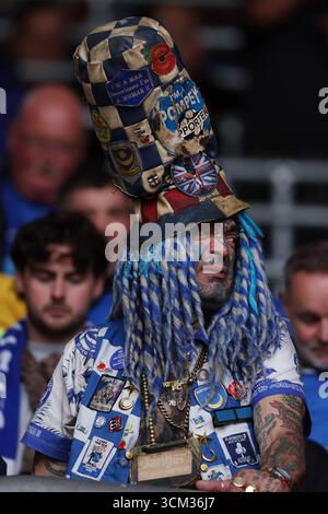 Southampton, Regno Unito. 14 settembre 2025. Tifoso di Portsmouth, John Portsmouth Football Club Westwood durante la partita del campionato Southampton vs Portsmouth Sky Bet al St Mary's Stadium di Southampton. Il credito per immagini dovrebbe essere: Paul Terry/Sportimage Credit: Sportimage Ltd/Alamy Live News Foto Stock