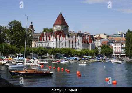 Vista sul lago di Ginevra a Chateau d'Ouchy, Losanna, nel Cantone di Vaud, Svizzera Foto Stock