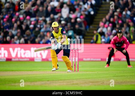 WARWICKSHIRE, REGNO UNITO. 13 settembre: Chris Lynn degli Hampshire Hawks in azione durante Hampshire Hawks vs Somerset - Vitality Blast Final all'Edgbaston Cricket Ground sabato 13 settembre 2025 a WARWICKSHIRE, REGNO UNITO. Crediti: Taka Wu/Alamy Live News Foto Stock