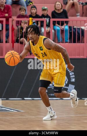 Tuebingen, Germania. 14 settembre 2025. Jacobi Wood (Tigers Tuebingen #24) GER, Tigers Tuebingen vs. Basket Swans Gmunden, Basketball, Herren, Vorbereitung 2. Barmer Basketball Bundesliga, Testspiel, Spielzeit 2025/2026, 14.09.2025, foto: Eibner-Pressefoto/Wolfgang Frank credito: dpa/Alamy Live News Foto Stock