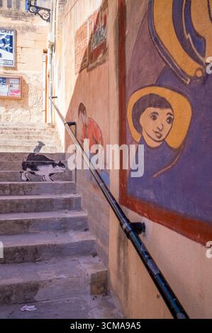 L'isola mediterranea di Malta e in particolare Mellieha, una città nel nord del paese sulla costa. Foto Stock