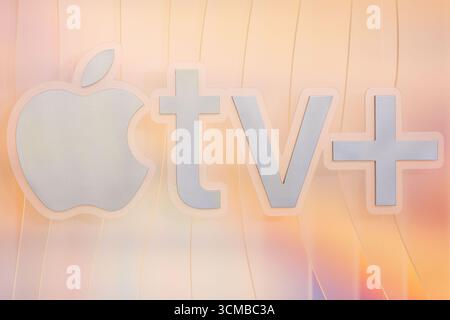 West Hollywood, Stati Uniti. 14 settembre 2025. WEST HOLLYWOOD, LOS ANGELES, CALIFORNIA, Stati Uniti d'America - 14 SETTEMBRE: Una visione generale dell'atmosfera al 77 ° Annual Primetime Emmy Awards Party di Apple TV tenutosi a Ysabel il 14 settembre 2025 a West Hollywood, Los Angeles, California, Stati Uniti. (Foto di Xavier Collin/Image Press Agency) credito: Image Press Agency/Alamy Live News Foto Stock