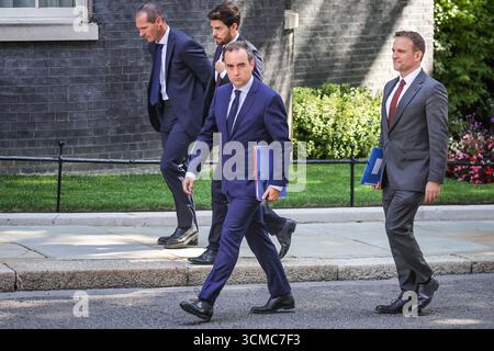 Sébastien Lecornu, primo ministro francese, poi ministro della difesa durante il vertice Francia-Regno Unito a Downing Street, Londra, Regno Unito Foto Stock