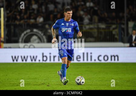 Empoli, Italia. 16 settembre 2025. Franco Ezequiel carboni (Empoli) durante Empoli FC vs Spezia calcio, partita di serie B a Empoli, Italia, 14 settembre 2025 Credit: Independent Photo Agency/Alamy Live News Foto Stock