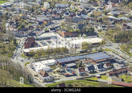 Vista aerea, centro commerciale Lippecarree presso Herringer Markt, Evang.Victor-Kirche, Herringen, Hamm, zona della Ruhr, Renania settentrionale-Vestfalia, Germania, d 0,415 Foto Stock