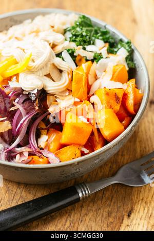 Red Kuri Squash Bowl fatto in casa Foto Stock