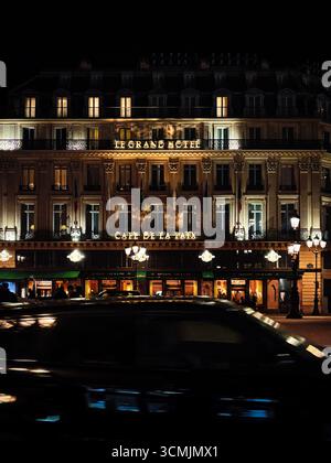 Café de la Paix dans le quartier Opéra à Parigi, Francia Foto Stock