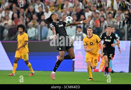 Torino, Italia. 16 settembre 2025. Khephren Thuram della Juventus FC durante la partita di UEFA Champions League 2025/26 League Phase tra Juventus FC e Borussia Dortmund allo Juventus Stadium il 16 settembre 2025 a Torino. (Foto di Chris ricco) credito: Chris ricco/Alamy Live News Foto Stock