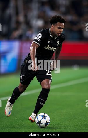 Weston McKennie della Juventus FC in azione durante la fase di UEFA Champions League 2025/26 partita di calcio tra Juventus FC e Borussia Dortmund. Foto Stock