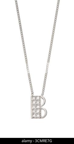 Collana monogramma con pendente lettera B su sfondo bianco Foto Stock