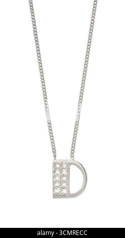 Collana monogramma con pendente lettera D su sfondo bianco Foto Stock