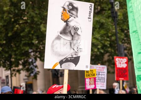 Londra, Regno Unito. 17 settembre 2025. Una visita anti-trump marzo e protesta a Londra Regno Unito credito: Ian Davidson/Alamy Live News Foto Stock
