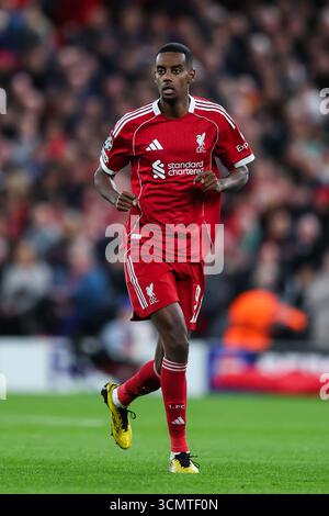 Liverpool, Regno Unito. 17 settembre 2025. Alexander Isak di Liverpool durante la partita Liverpool vs Atletico Madrid UEFA Champions League ad Anfield, Liverpool. Il credito per immagini dovrebbe essere: James Baylis/Sportimage Credit: Sportimage Ltd/Alamy Live News Foto Stock