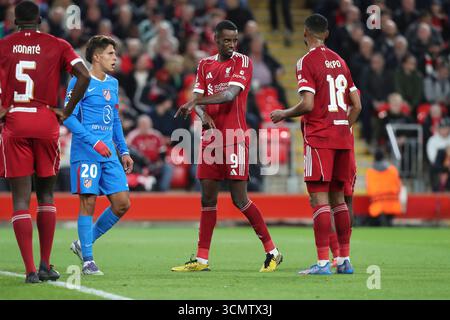 Liverpool, Regno Unito. 17 settembre 2025. L'attaccante del Liverpool Alexander Isak (9) durante la partita Liverpool FC contro Atletico Madrid Champions League del primo turno ad Anfield, Liverpool, Regno Unito il 17 settembre 2025 Credit: Lee Keuneke/Every Second Media Credit: Every Second Media/Alamy Live News Foto Stock