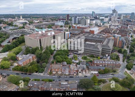 Vista aerea della Leeds General Infirmary, Leeds, West Yorkshire, Regno Unito. Foto Stock