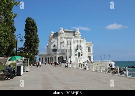 Casinò di Constanta sulla costa del Mar Nero della Romania Foto Stock