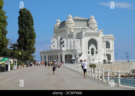 Casinò di Constanta sulla costa del Mar Nero della Romania Foto Stock