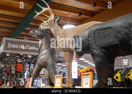 Lo Scheels Sporting Goods Store di Great Falls, Montana, è molto popolare, Stati Uniti 2025 Foto Stock