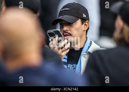 Manchester, Regno Unito. 18 settembre 2025. Tifosi del Napoli durante la fase MD1 della UEFA Champions League 2025/26 Manchester City vs Napoli League al City of Manchester Stadium, Manchester, Regno Unito, 18 settembre 2025 (foto di Alfie Cosgrove/News Images) a Manchester, Regno Unito, il 18 settembre 2025. (Foto di Alfie Cosgrove/News Images/Sipa USA) credito: SIPA USA/Alamy Live News Foto Stock