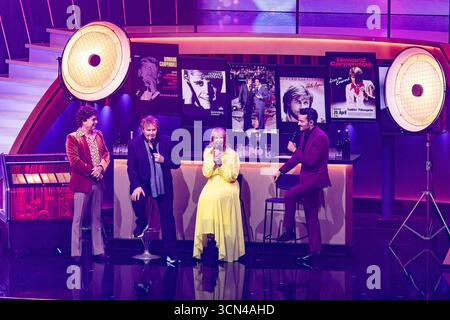 Dortmund Iren sheer bei der Aufzeichnung der ZDF Fernsehshow Die Giovanni Zarrella Show AM 19.08.2025 a Dortmund Iren sheer bei der Aufzeichnung der ZDF Fernsehshow Die Giovanni Zarrella Show AM 19.08.2025 a Dortmund *** 2025 2025 Foto Stock