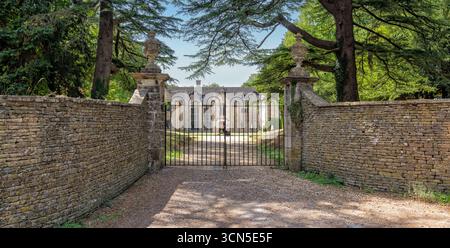 16th Century Chavenage House un edificio classificato Grade 1, vicino a Beaverston, Tetbury, Cotswolds, Gloucestershire, Regno Unito Foto Stock