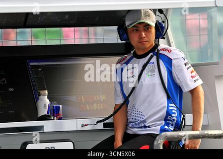 Baku, Azerbaigian. 19 settembre 2025. Ayumu Iwasa (JPN) Racing Bulls e pilota Red Bull Racing Reserve. 19.09.2025. Formula 1 World Championship, Rd 17, Azerbaijan Grand Prix, Baku Street Circuit, Azerbaijan, giornata di pratica. Il credito fotografico dovrebbe essere: XPB/Alamy Live News. Foto Stock