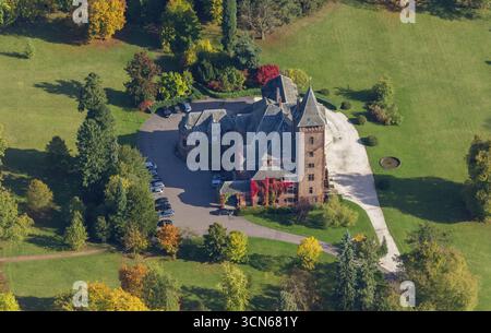 Foto aerea, pensione Schloss Saareck, Mettlach, Saarland, Germania, Europa, vista dall'alto, vista aerea, fotografia aerea, fotografia aerea, Foto Stock