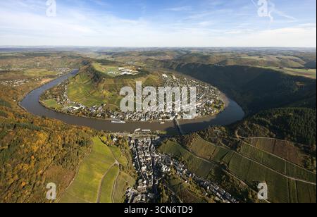 Vista aerea, Trabach anteriore, Traben posteriore, curva della Mosella, meander, valle della Mosella centrale, aeroporto Traben-Trarbach Mont Royal, Traben-Trarbach, Mose Foto Stock