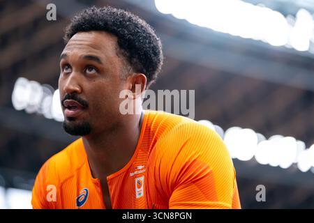 Tokyo, Giappone. 20 settembre 2025. TOKYO, GIAPPONE - 20 SETTEMBRE: Shaquille Emanuelson dei Paesi Bassi dopo aver gareggiato durante il lancio del disco maschile nell'ottavo giorno dei Campionati mondiali di atletica leggera di Tokyo 2025 al National Stadium il 20 settembre 2025 a Tokyo, Giappone. (Foto di Joris Verwijst/Agenzia BSR) credito: Agenzia BSR/Alamy Live News Foto Stock