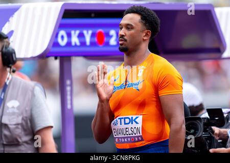Tokyo, Giappone. 20 settembre 2025. TOKYO, GIAPPONE - 20 SETTEMBRE: Shaquille Emanuelson dei Paesi Bassi reagisce dopo aver gareggiato durante il lancio del disco maschile nell'ottavo giorno dei Campionati mondiali di atletica leggera Tokyo 2025 allo Stadio Nazionale il 20 settembre 2025 a Tokyo, Giappone. (Foto di Joris Verwijst/Agenzia BSR) credito: Agenzia BSR/Alamy Live News Foto Stock