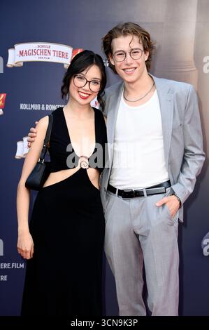 Purnima Grätz und Thilo Fridolin Matthes bei der Premiere des Kinofilms 'Die Schule der magischen Tiere 4' im Zoo Palast. Berlino, 19.09.2025 Foto Stock