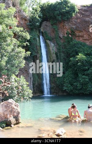 Cascata nascosta di Queda do Vigário ad alte, Portogallo Foto Stock