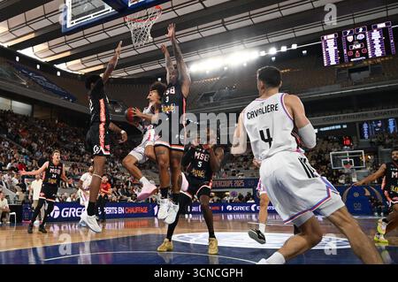 Parigi, Francia. 20 settembre 2025. Paris Basketball vs. Le Mans semifinale della LNB Basketball Super Cup al Roland Garros. - 20/09/2025 - Francia/Ile-de-France (regione)/Parigi - Julien Mattia/le Pictorium credito: LE PICTORIUM/Alamy Live News Foto Stock