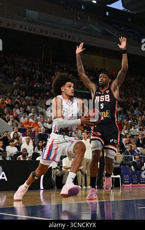 Parigi, Francia. 20 settembre 2025. Paris Basketball vs. Le Mans semifinale della LNB Basketball Super Cup al Roland Garros. - 20/09/2025 - Francia/Ile-de-France (regione)/Parigi - Julien Mattia/le Pictorium credito: LE PICTORIUM/Alamy Live News Foto Stock