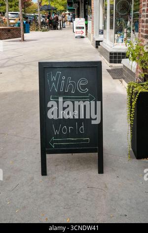 Hendersonville, North Carolina, centro storico e frutteto. Foto Stock