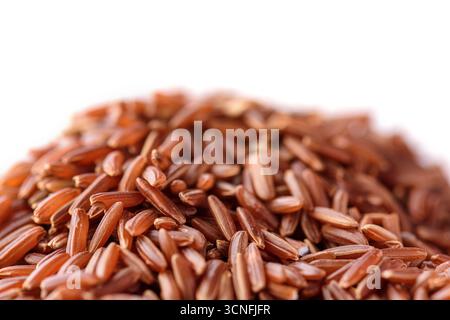 Cereali di riso rosso. Scatto macro Foto Stock