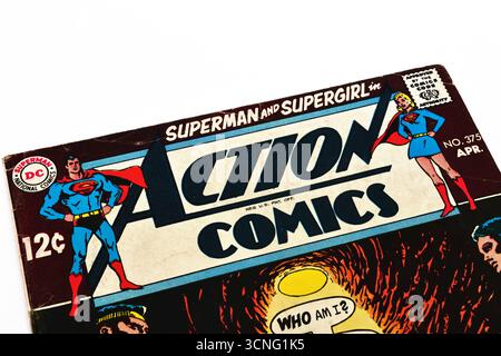 Primo piano del logo del titolo Action Comics da una copertina vintage DC Comics Foto Stock