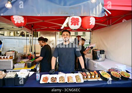 Londra, Regno Unito. 21 settembre 2025. Japan Matsuri 2025 è un evento che riunisce la cultura giapponese attraverso spettacoli dal vivo, cibo e artigianato a Trafalgar Square, Londra, Regno Unito. (Foto di 李世惠/SEE li/Picture Capital) credito: Vedi li/Picture Capital/Alamy Live News Foto Stock
