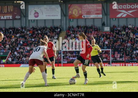 Leigh Sports Village Arena, Manchester, Regno Unito. 21 settembre 2025. Jessica Park sulla palla durante Manchester United Women vs. Arsenal Women alla Leigh Sports Village Arena 21 settembre 2025 nella Women's Super League (WSL) Credit: Adam Edwards/Alamy Live News Foto Stock